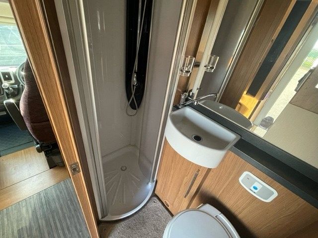 Auto-Trail Apache 634 HI-130 BHP