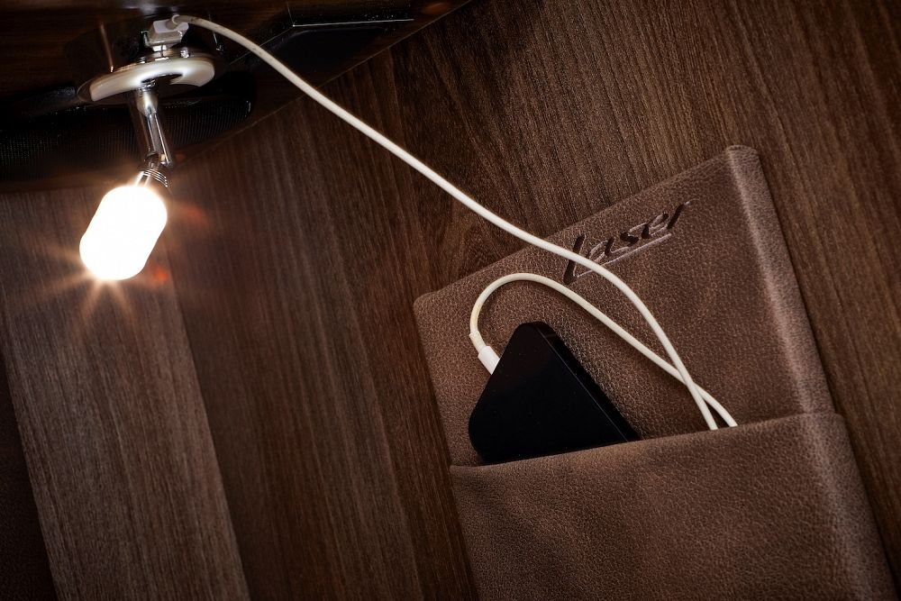 Coachman Laser 665