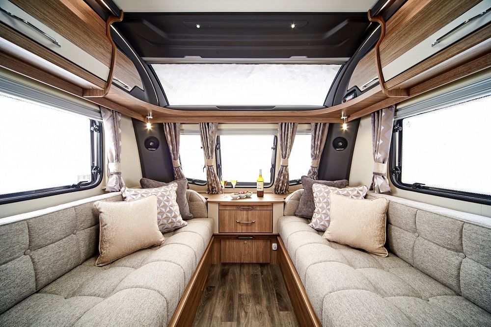 Coachman VIP 575