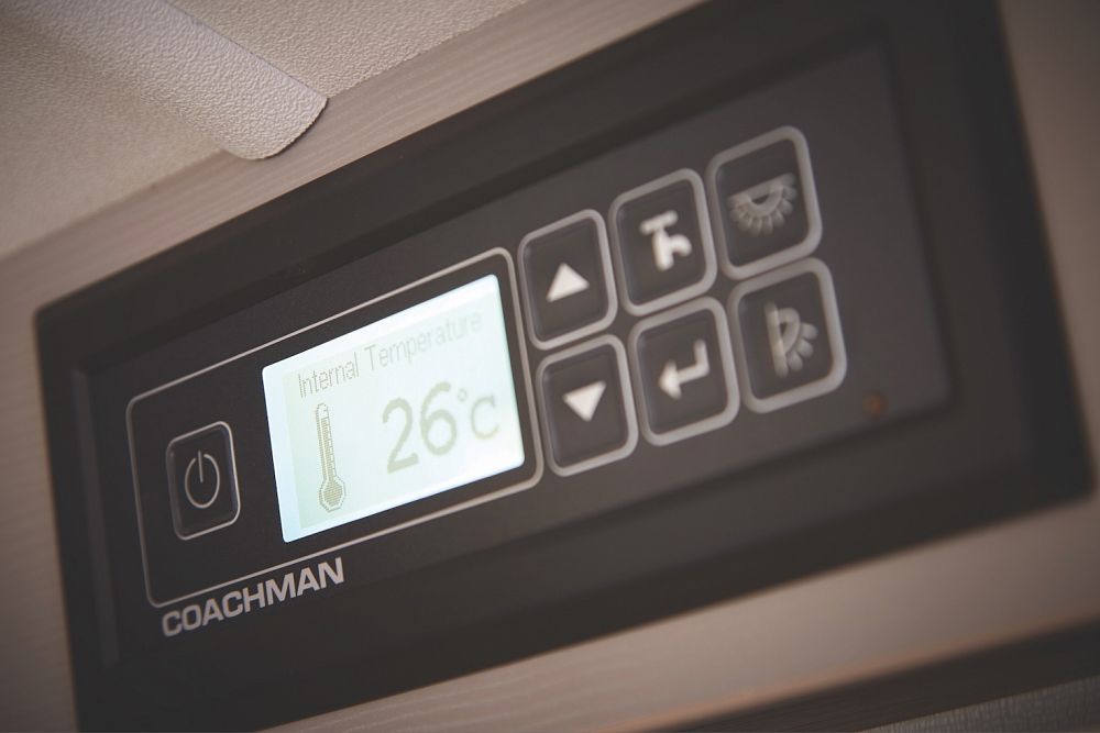Coachman VIP 575