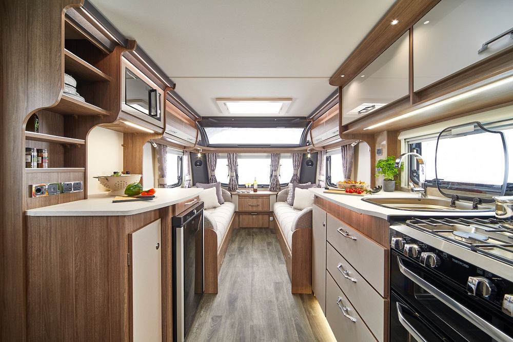 Coachman VIP 575