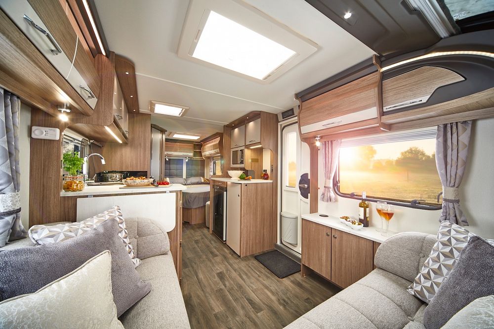 Coachman VIP 575