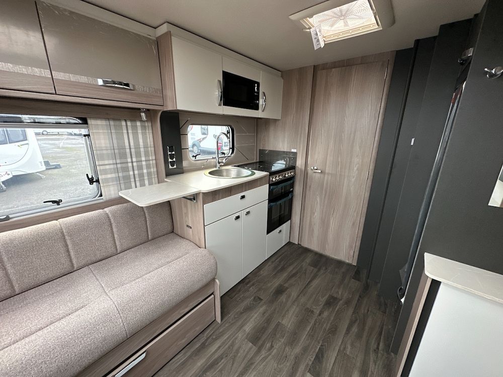 Swift Challenger 650L SE Grande
