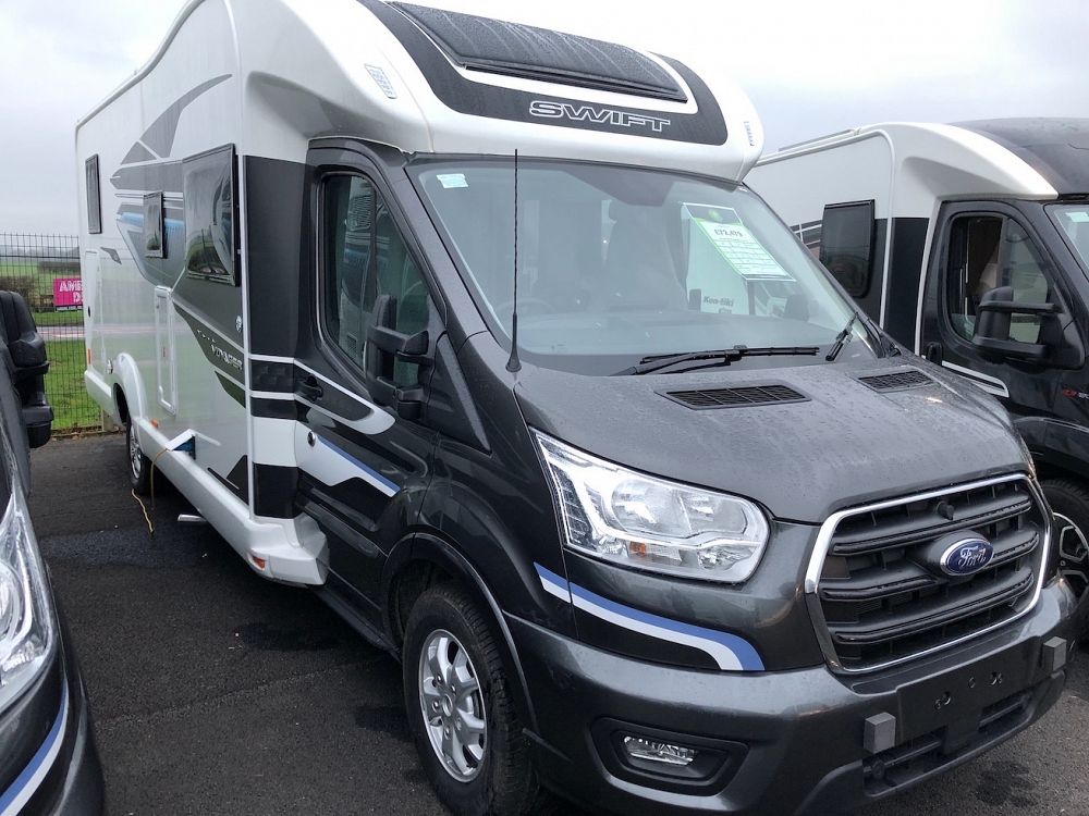 Swift Voyager 594