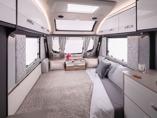 Swift Conqueror 480
