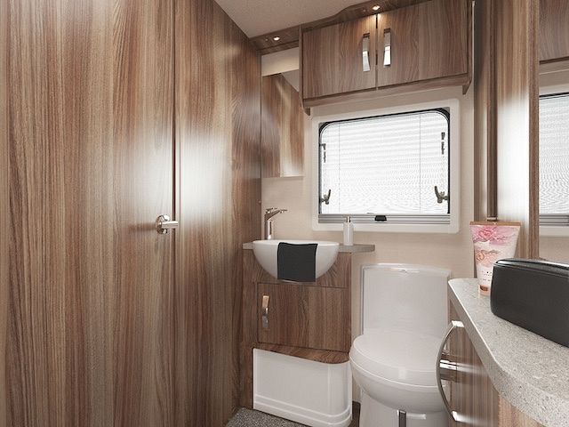 Swift Elegance 845