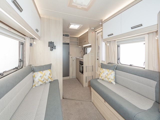 Auto-Trail F-Line F 62