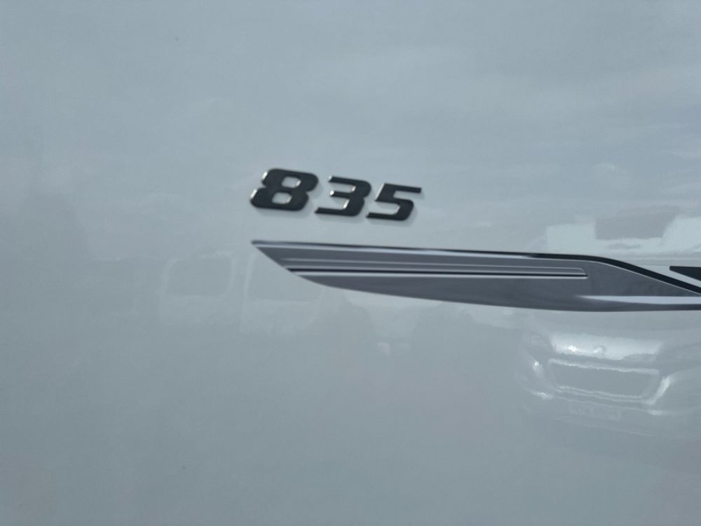 Swift Elegance 835