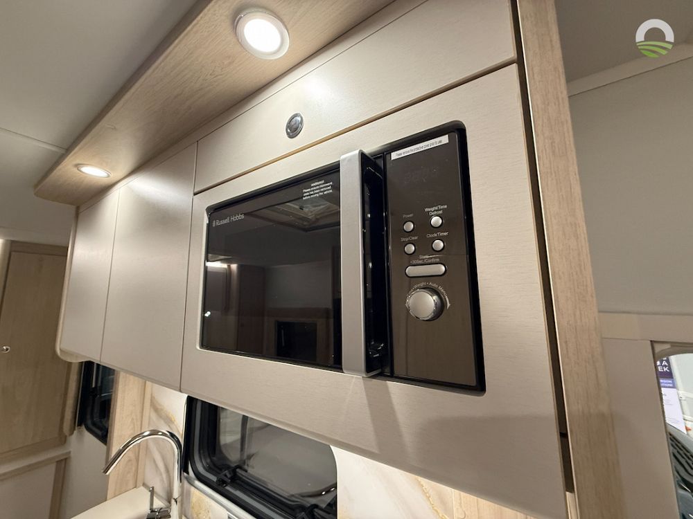 Elddis Avalon 250