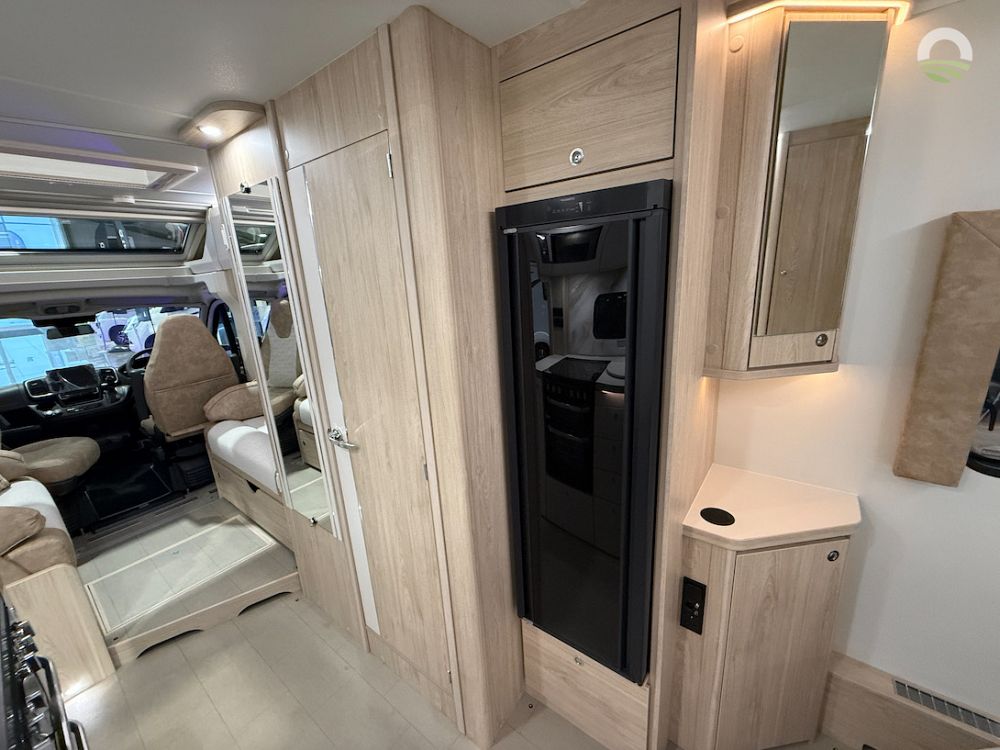 Elddis Avalon 250