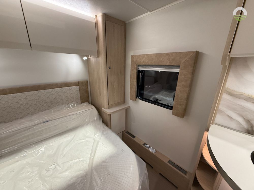 Elddis Avalon 250