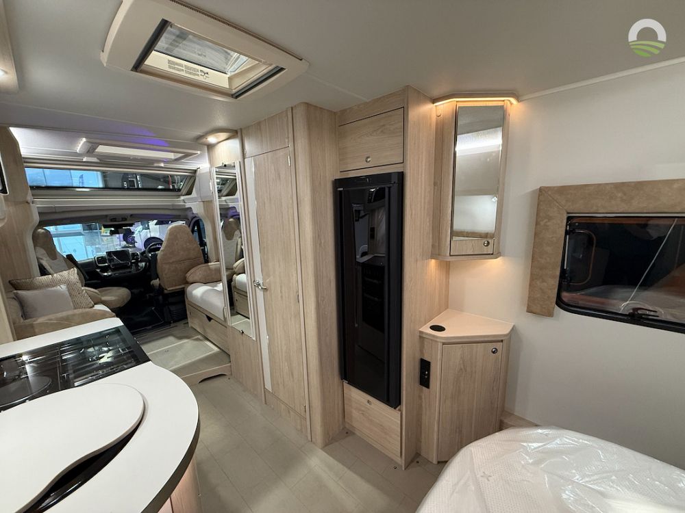 Elddis Avalon 250