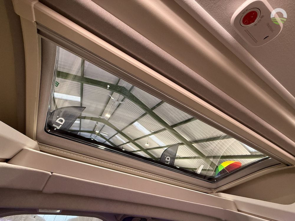 Elddis Avalon 250