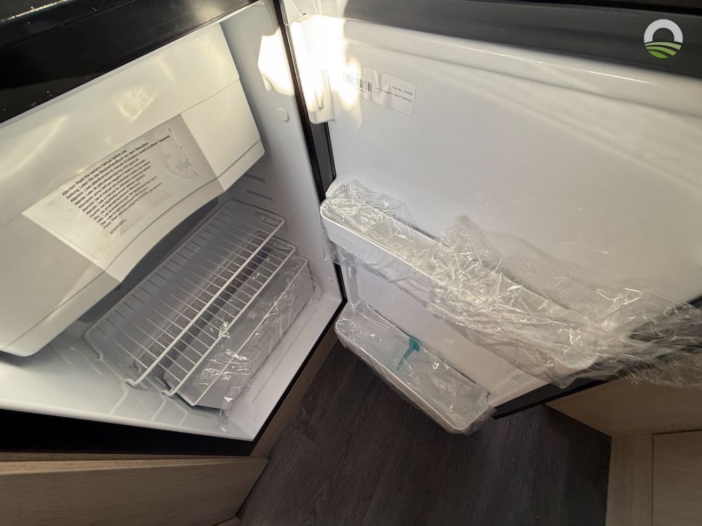 Auto-Trail Expedition C 63