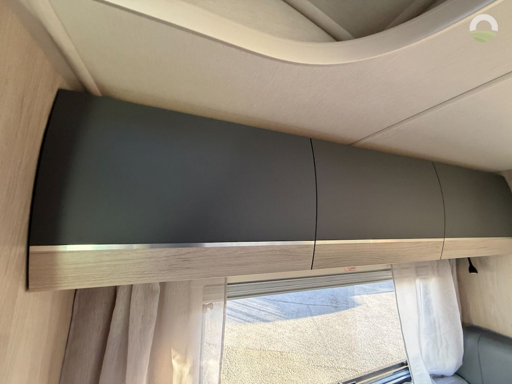 Auto-Trail Expedition C 63