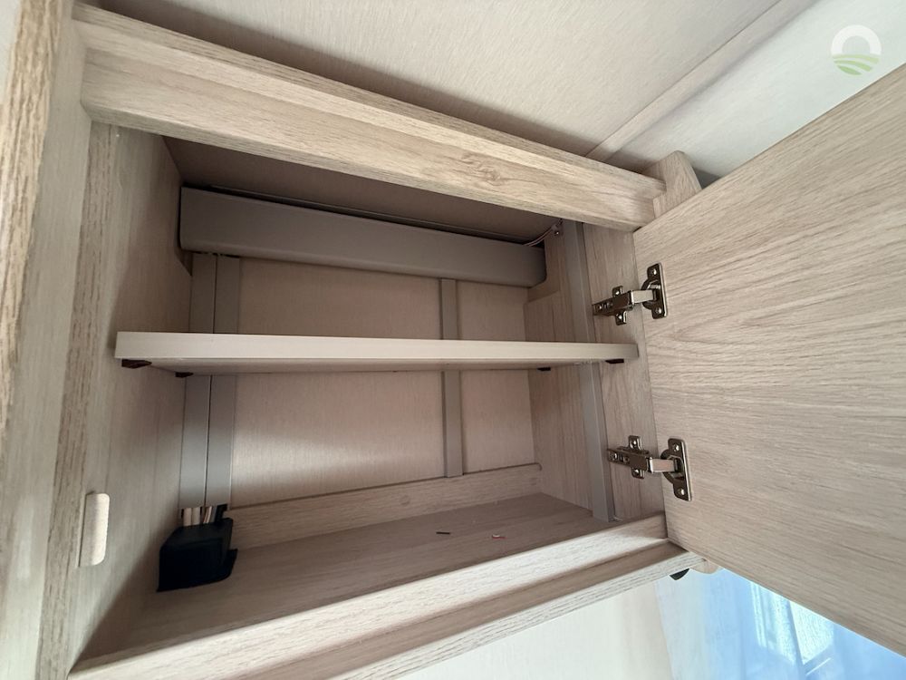 Auto-Trail Expedition C 63