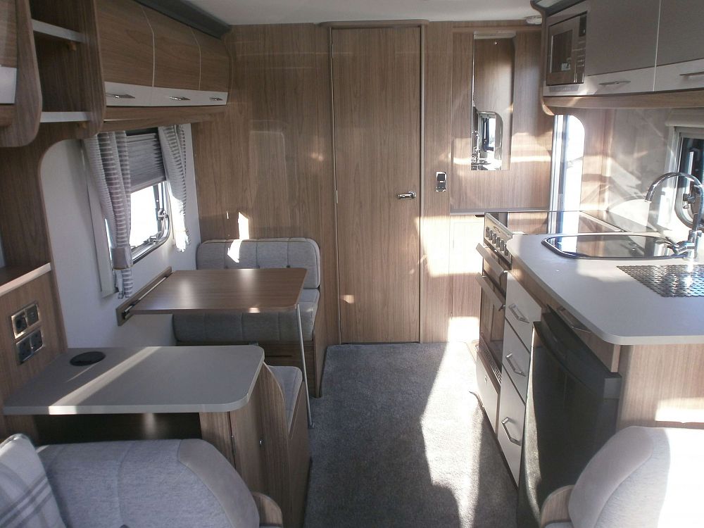 Coachman VIP 520