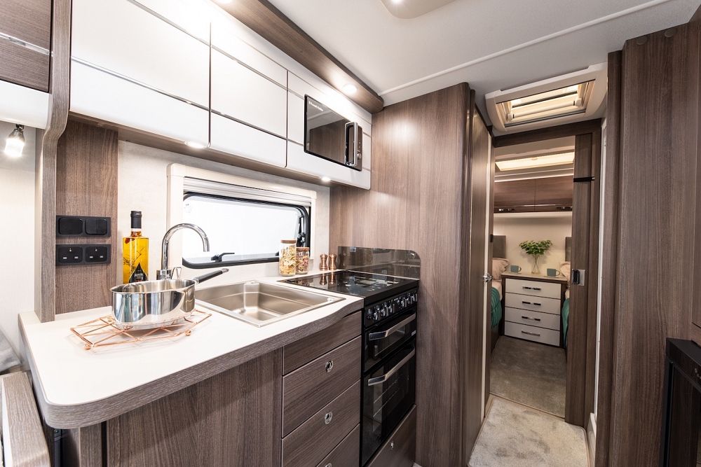 Elddis Affinity 574