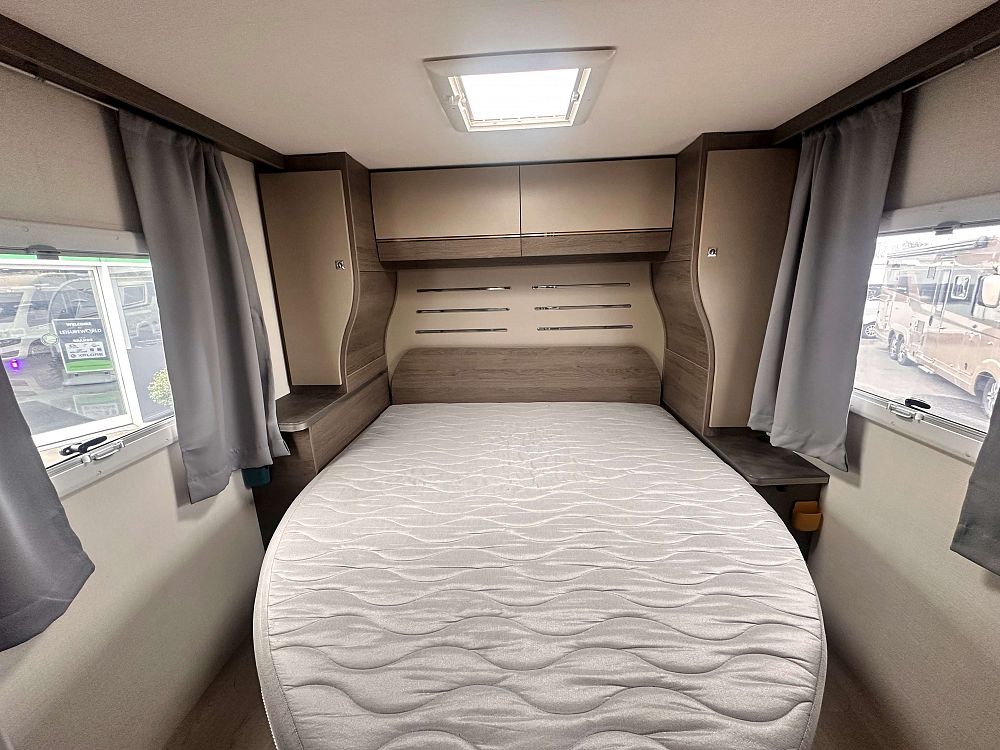 Chausson Titanium 768 XLB