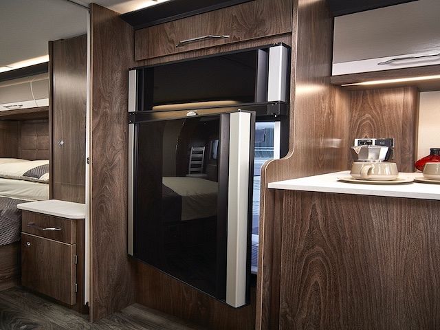 Coachman Laser Xcel 845 Image Thumb