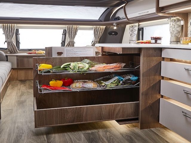 Coachman Laser Xcel 875 Image Thumb