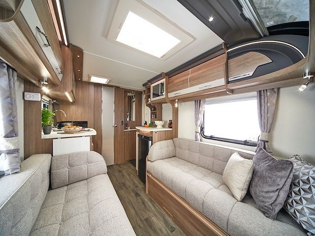 Coachman VIP 575 Image Thumb