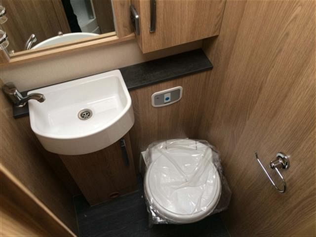 Auto-Trail Tracker LB Image Thumb