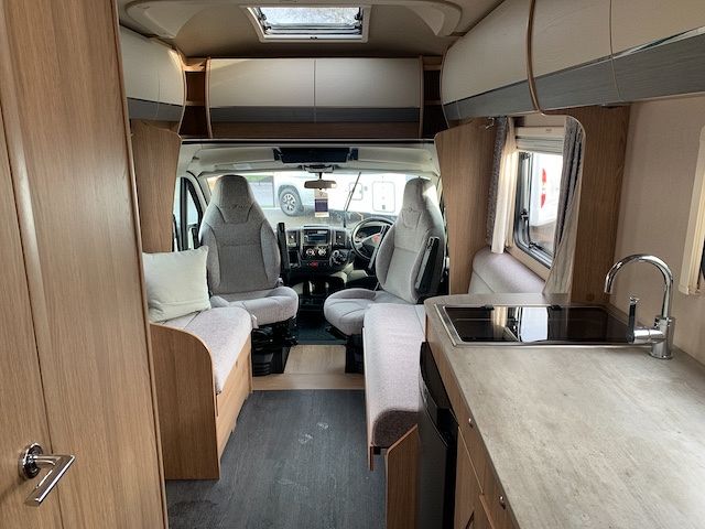 Auto-Trail Imala 734 HB Image Thumb