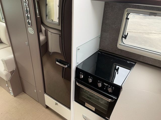 Burstner Lyseo TD Harmony 744 Image Thumb