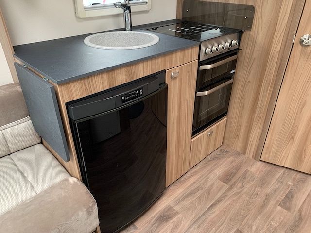 Swift S-Line 450 se Image Thumb