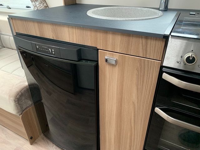 Swift S-Line 450 se Image Thumb