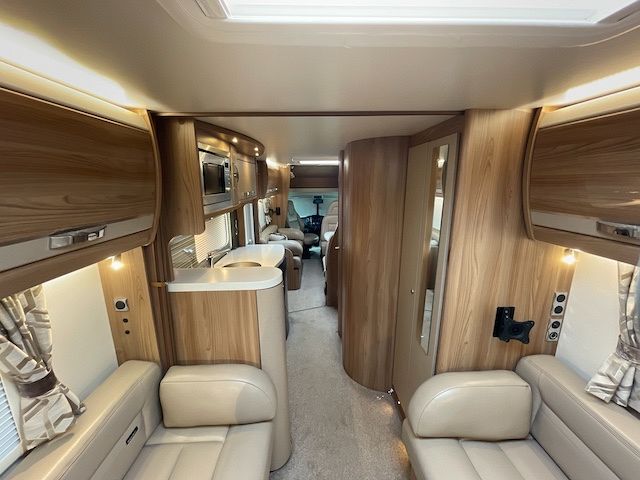 Swift Kontiki 649 Black Edition Image Thumb