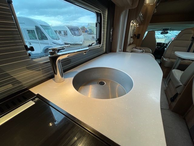 Swift Kontiki 649 Black Edition Image Thumb