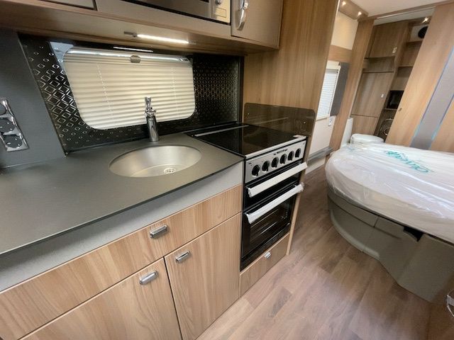 Swift Elegance 580 Image Thumb