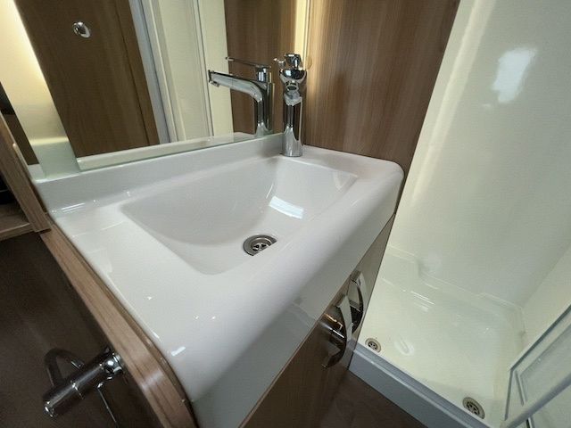 Swift Elegance 580 Image Thumb