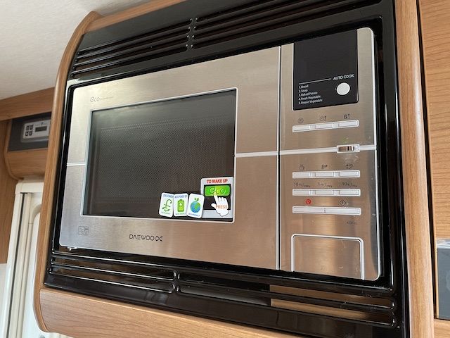 Auto-Trail tracker eks Image Thumb