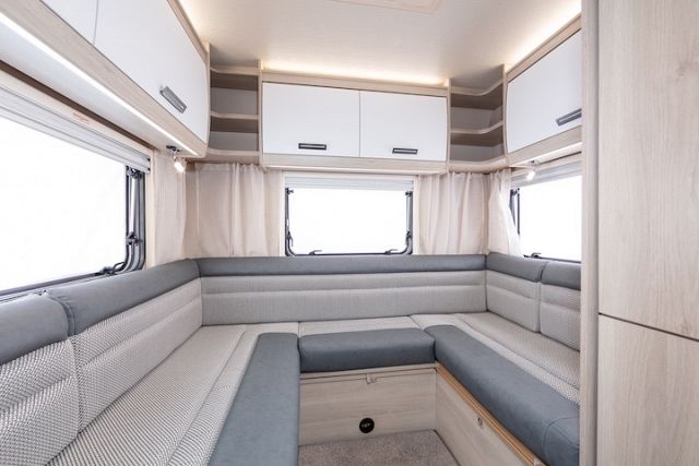 Auto-Trail F-Line F72 Image Thumb