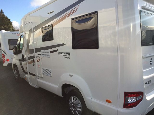 Swift Escape Compact C402 Image Thumb