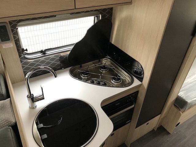 Auto-Trail F-Line F72 Image Thumb