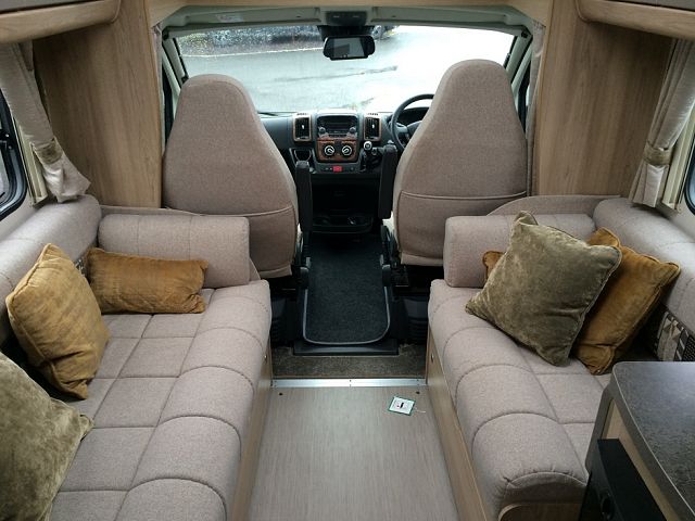 Elddis Autoquest Evolution 185 Image Thumb
