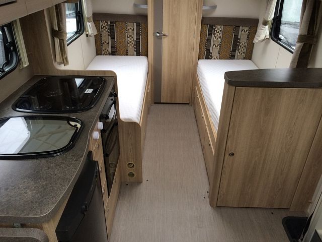 Elddis Autoquest Evolution 185 Image Thumb