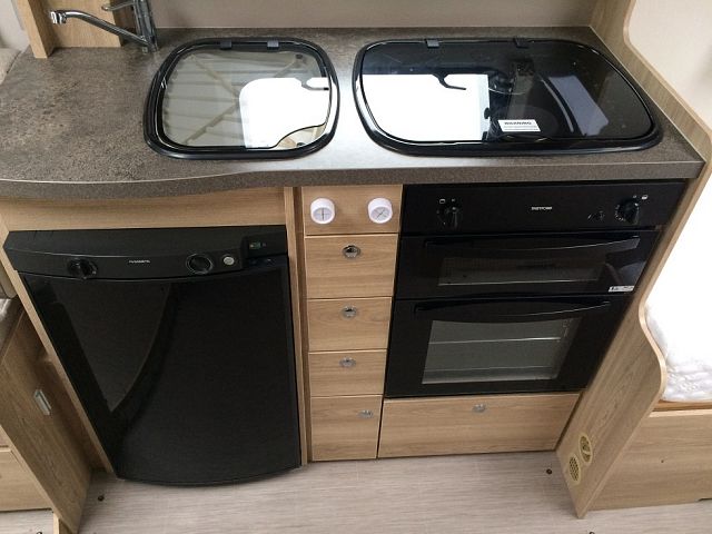 Elddis Autoquest Evolution 185 Image Thumb