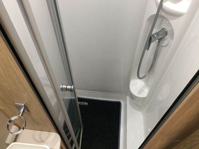 Elddis Autoquest Evolution 185 Image Thumb