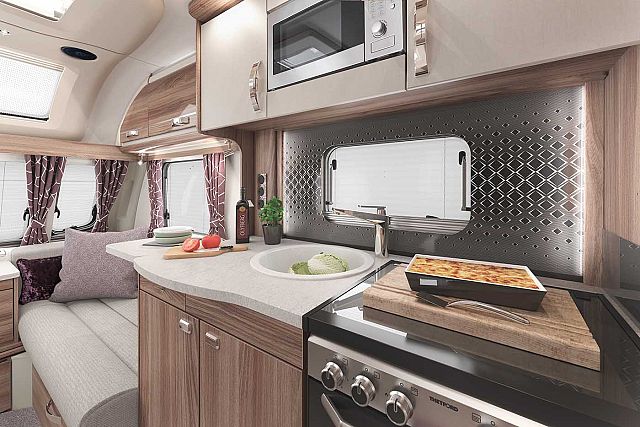 Swift Challenger 590 Image Thumb