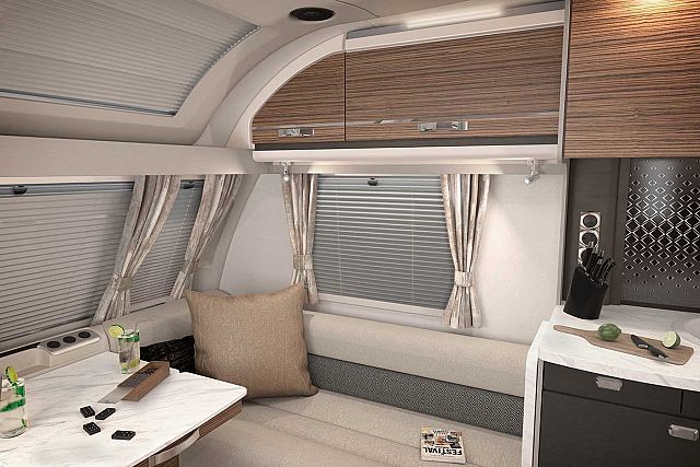 Swift Eccles 590 Image Thumb