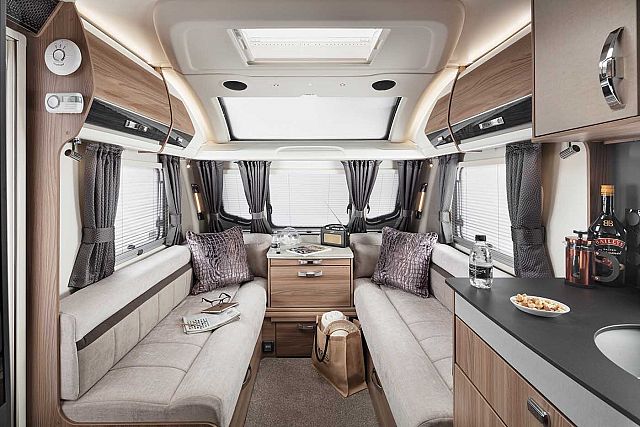 Swift Elegance 645 Image Thumb