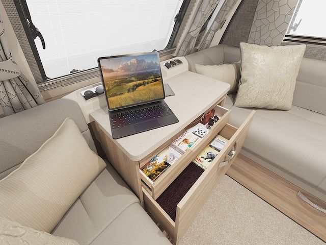 Swift Elegance 845 Image Thumb