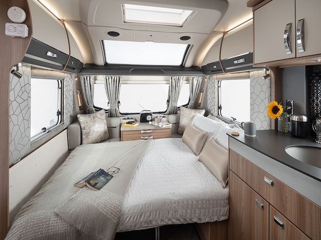 Swift Elegance 835 Image Thumb