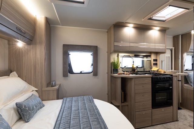 Elddis Autoquest 150 Image Thumb