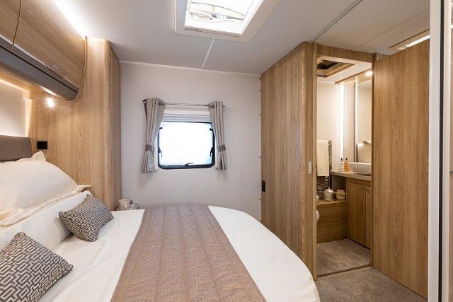 Elddis Crusader Aurora Image Thumb
